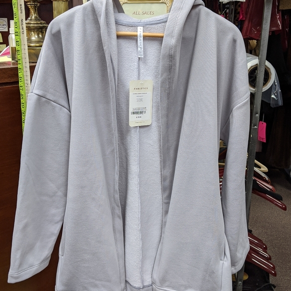 Nwt Fabletics Vanessa Hooded Cardigan 